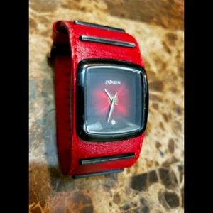 🔥 RARE NIXON WATCH 🔥
